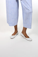 Baggy short trousers