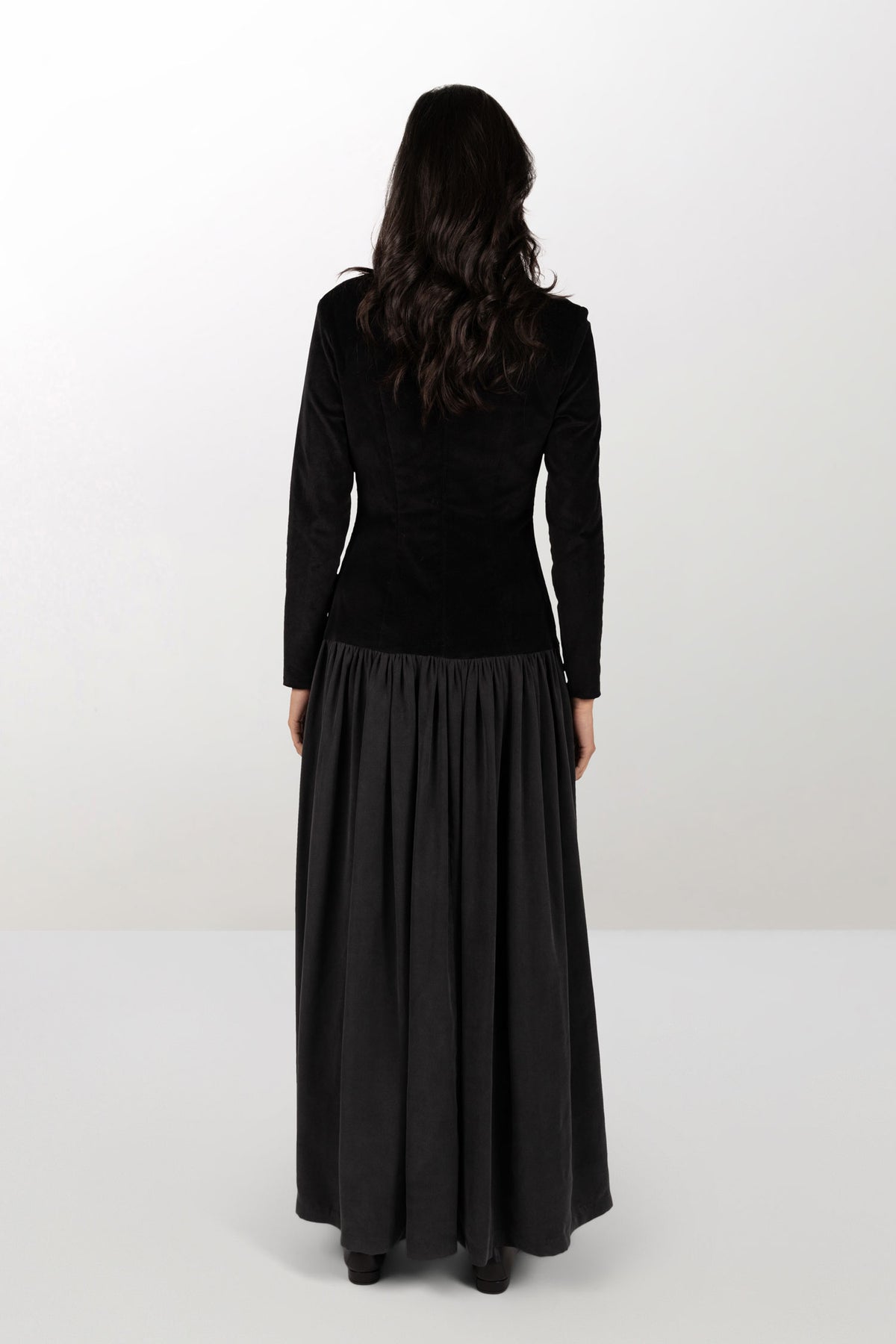 Long dress in velour and Tencel®