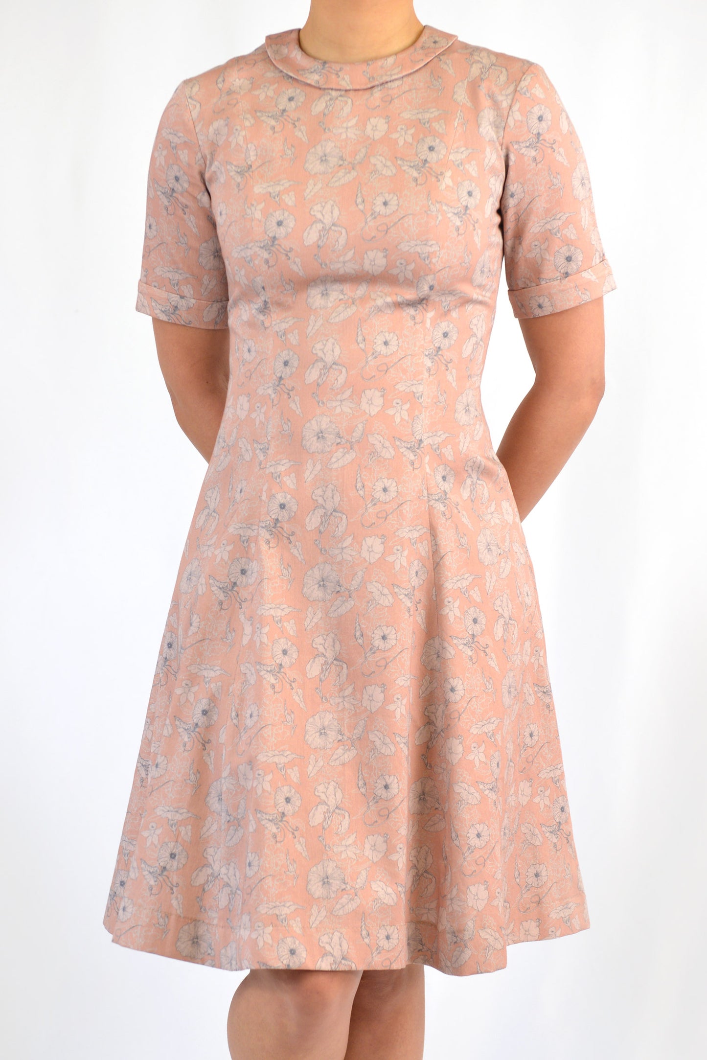 Peach dress with little round collar (#26-4)