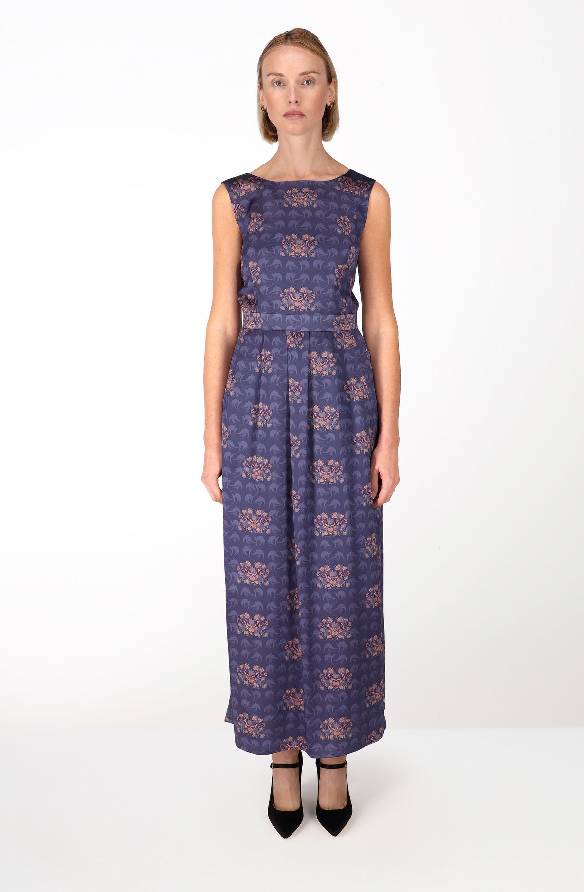 Flowers ornaments silk dress