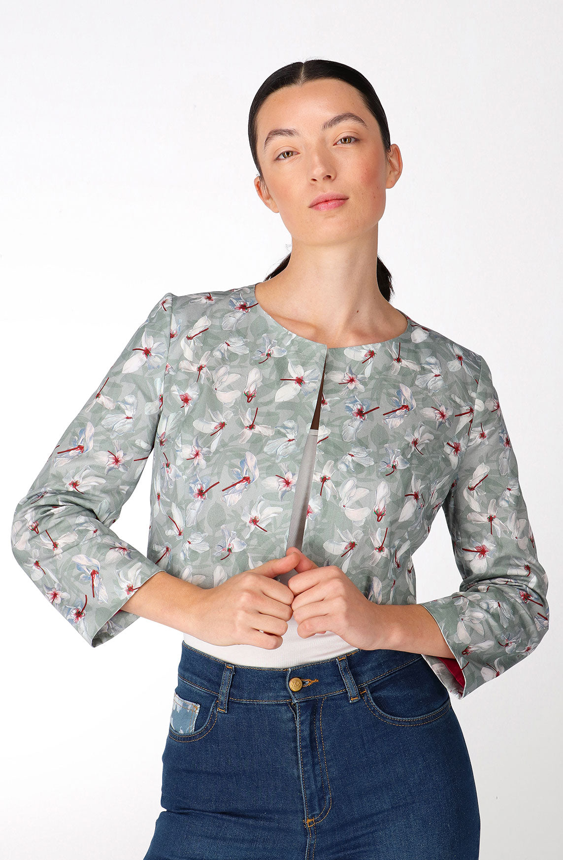 White cyclamen cotton Bolero
