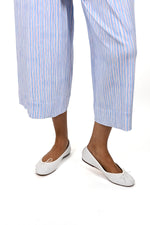 Baggy short trousers