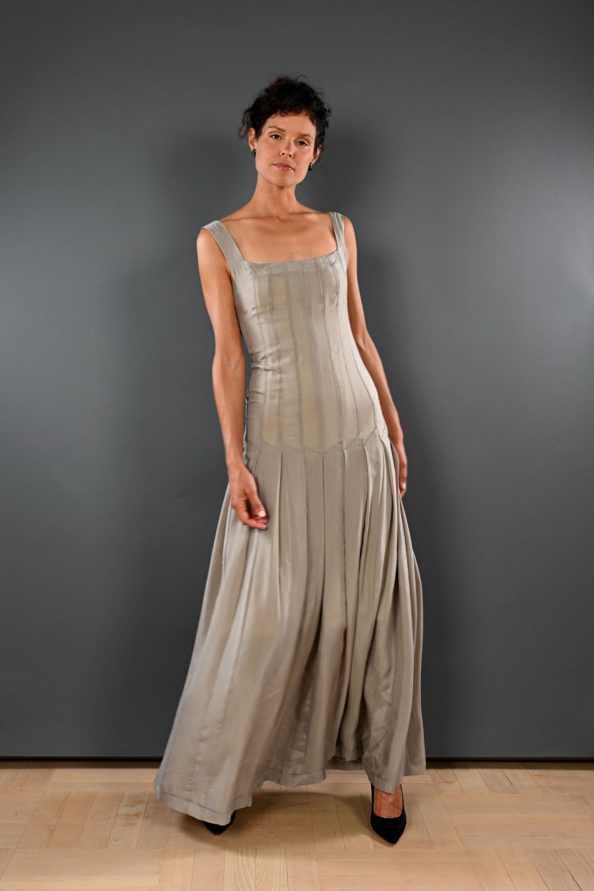 Viscose dress with vertical bands