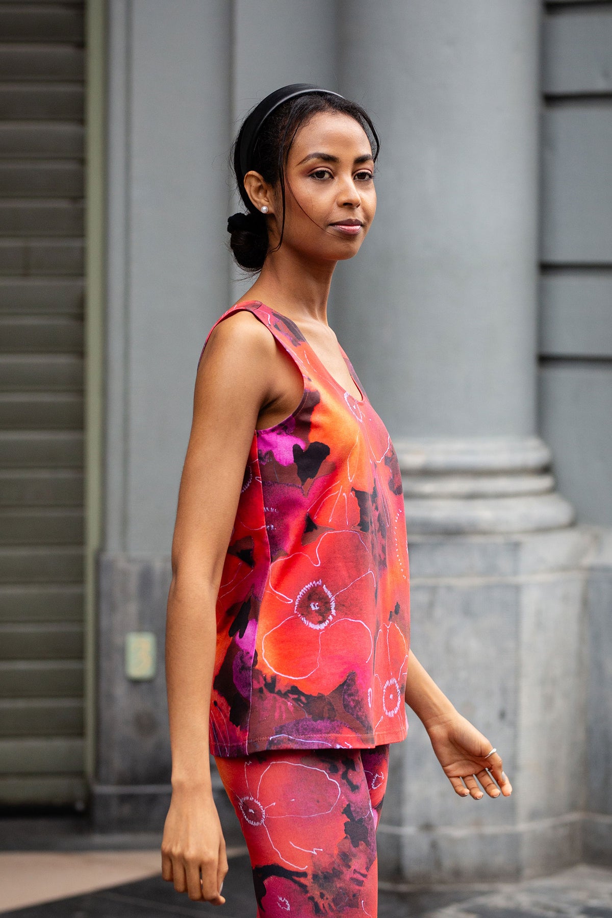 Red and violet cotton tank top